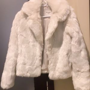 COPY - Brand new Abercrombie fur jacket in white